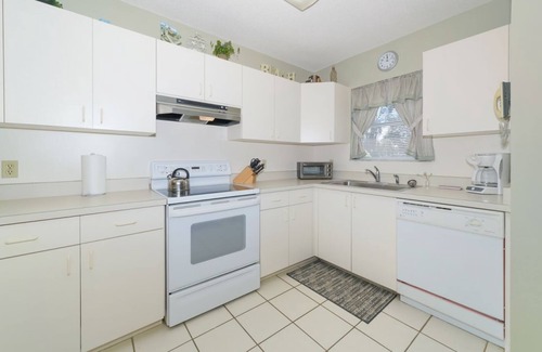 Siesta Key Village House | Historic & Lovely ❤ Walk to the Beach or Village