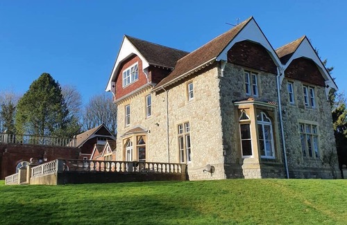 Higham House | Historic Manor House - Sleeps 16 - Pool & Hot Tub