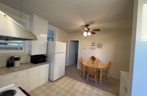Nauvoo Apartment | Historic Nauvoo Apartment, family friendly.
