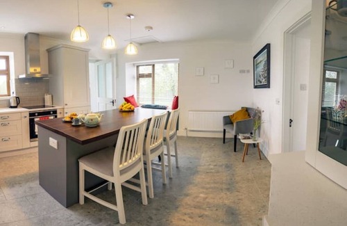 Ballylongford Cottage | Historic Renovated Cottage: Wild Atlantic Way