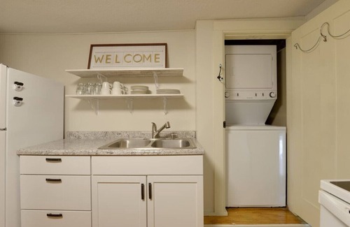 Hastings Apartment | Historic Retreat in Hastings - Blocks to Downtown