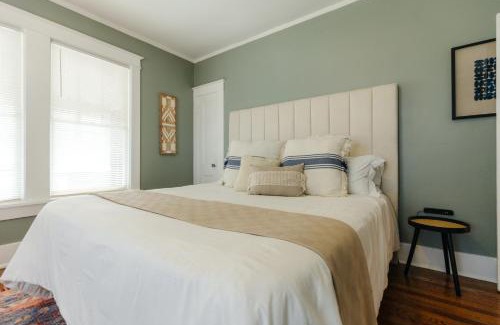 Crosstown House | Historic Revival 2BR Midtown Memphis Free Parking Fast Wifi Free Parking Yes Pets