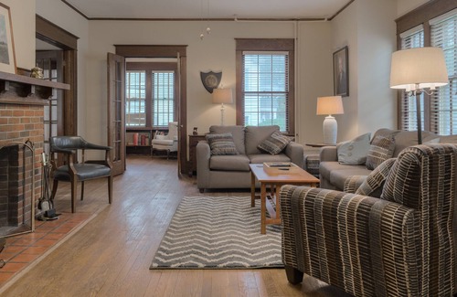Downtown House | Historic Robeson House, Perfect Location Downtown & Next to Campus