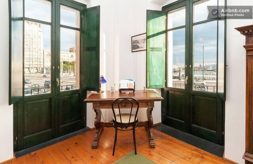 Marina District Apartment | Historic sea view apartment - IUN Q6343