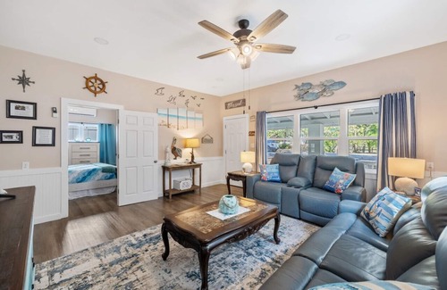 Cedar Key House | Historic Seafoam Cottage in downtown Cedar Key village