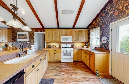 Penn Yan House | Historic Sensation