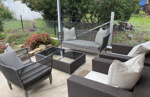 Rylstone Cottage | Historic Stone Cottage R - hotel linens - exceptional clean - 2min walk to town