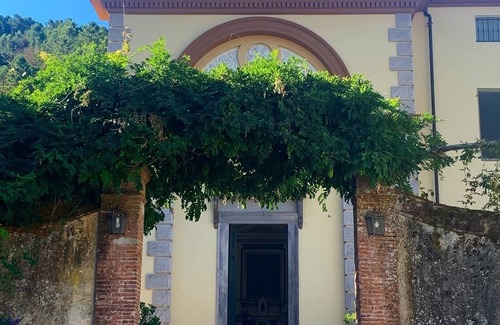 Vorno Cottage | Historic Stone Cottage with a private plunge pool