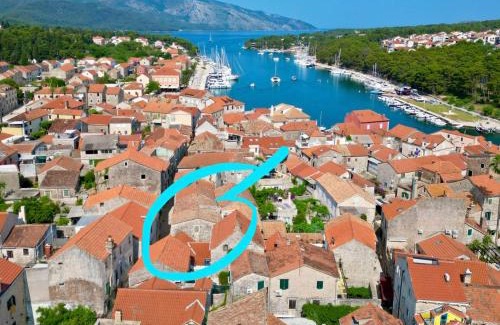 Stari Grad Apartment | "Historic Stone Loft" - ZF Stari Grad