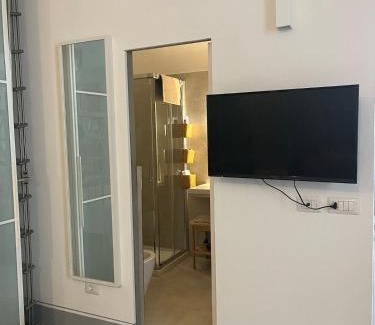Santo Spirito Apartment | Historic studio apartment in Oltrarno