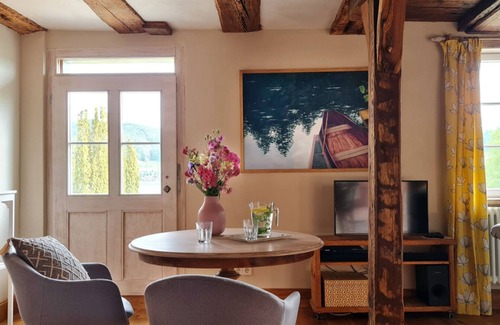 Ohningen Apartment | Historic timbered house with panoramic sea view, 200 m from the lake