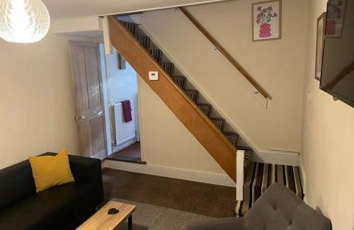 Bury St Edmunds House | Historic Town Centre Cottage