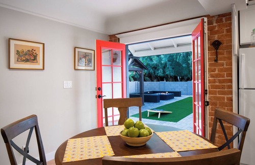 Encanto House | Historic Tudor Sleeps 6 + Pool, Drive Way, Fire-pit, Grill, Pet Friendly
