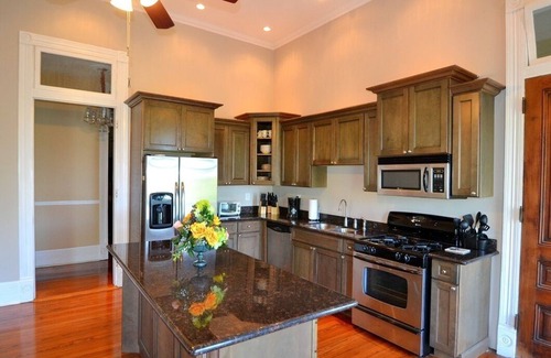 Uptown Historic District House | Historic Uptown Beauty b/t St Charles & Magazine Near FQ