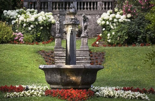 Riva del Garda Apartment | Historic villa, 1 km to the beach, 500m to the city, pool, sauna