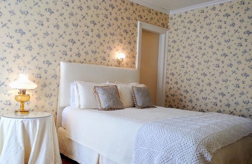Old Town Historic District Bed & Breakfast | Historic Wilson-Guy House