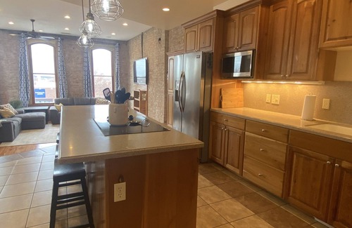 Ogden Apartment | Historical 25th St. Loft Apt