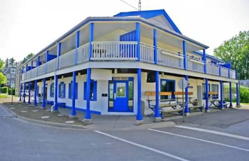 Virgil Hotel | Historical King George Inn 5