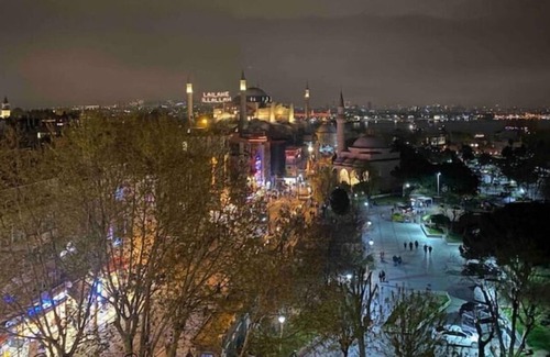 Sultanahmet Apartment | Historical Flat with Sea Views!
