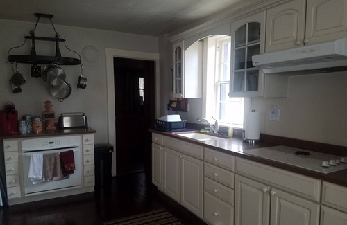Kingsport Cottage | Historical home in downtown Kingsport