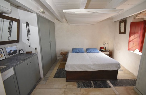 Monemvasia House | Historical house in a thousand years old citadel above the sea