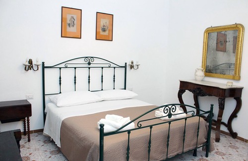Lecce Historic Center Bed & Breakfast | Historical house Palazzo Sambiasi