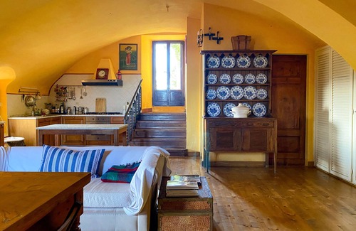 Pereta House | Historical House with garden, outdoor bath tub and spectacular view