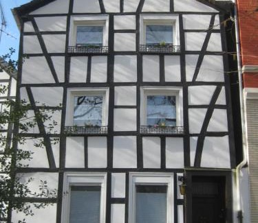 Steele Apartment | Historisch übernachten Brinkerplatz 3