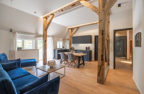 Ratekau Apartment | Historisches Ferienloft Nahe des Timmendorfer Strands