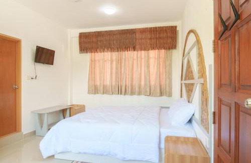 Hithaadhoo House | Hithaa Inn & Spa