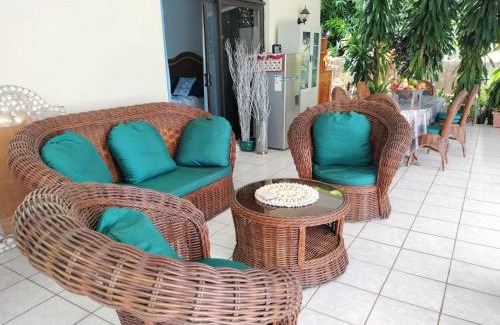 Faaa House | HITIRERE LODGE