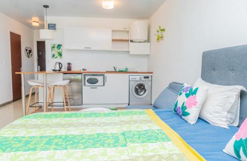 Pa'ofa'i Apartment | Hiva Seafront Studio in Papeete