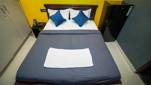 HITEC City Apartment | HIVEE-1 Rooms & Living non AC