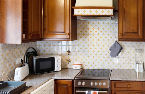 Nordeste House | Holiday Home 'Vila Nova House' with Sea View, Private Pool and Wi-Fi