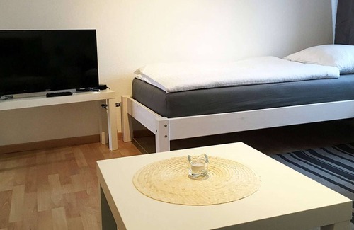 Wechloy Apartment | HÖ01 large apartment with dryer and washing machine