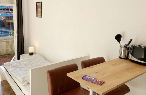 Celle Apartment | HÖ01 large apartment with dryer and washing machine