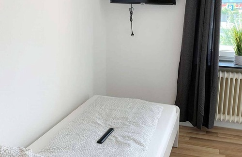 Celle Apartment | HÖ01 large apartment with dryer and washing machine