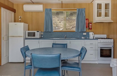 Kingston Resort | Hobart Bush Cabins