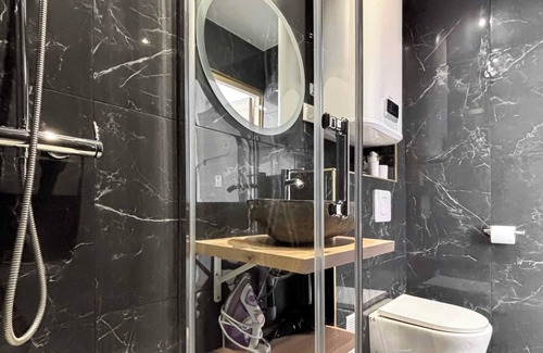 Le Pre-Saint-Gervais Apartment | Hoche A 12 - Studio Apartment, Sleeps 2