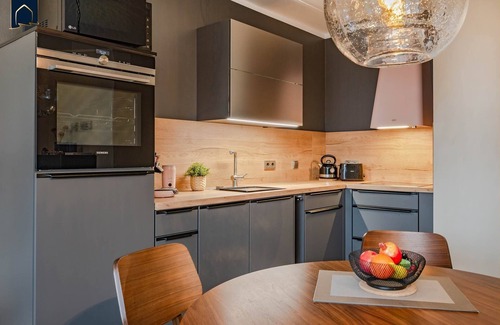 Zirchow Apartment | Hochwertig Eingerichtetes Ferienappartment in Ruhiger Lage mit Wlan, Sauna und S