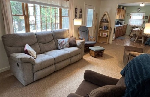 Seal Cove House | Hodgdon Pond Getaway