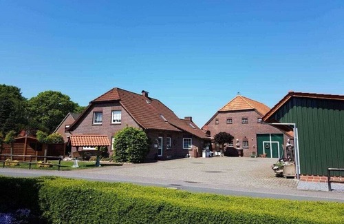 Zetel House | Hof Heine Comfortable holiday residence