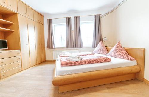 Niederberndorf Apartment | Hof Köhne - Altes Bauernhaus - Bauernwohnung