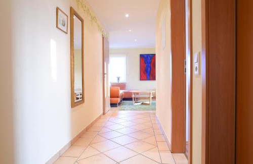 Niederberndorf Apartment | Hof Köhne - Altes Bauernhaus - Wohnung Dachstube rechts