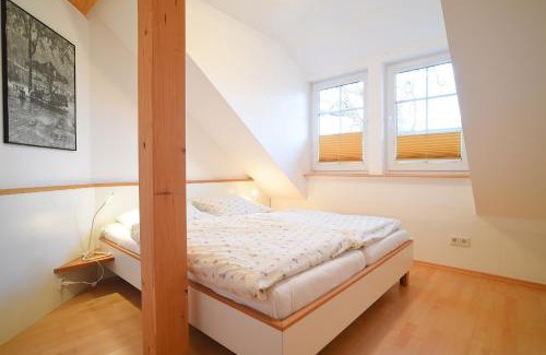 Niederberndorf Apartment | Hof Köhne - Altes Bauernhaus - Wohnung Dachstube links