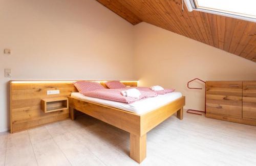 Niederberndorf Apartment | Hof Köhne - Altes Bauernhaus - Jagdwohnung