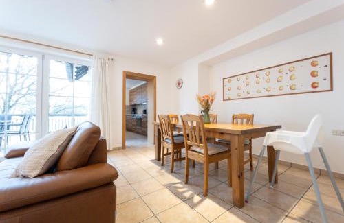 Niederberndorf Apartment | Hof Köhne - Altes Bauernhaus - Wohnung Hund