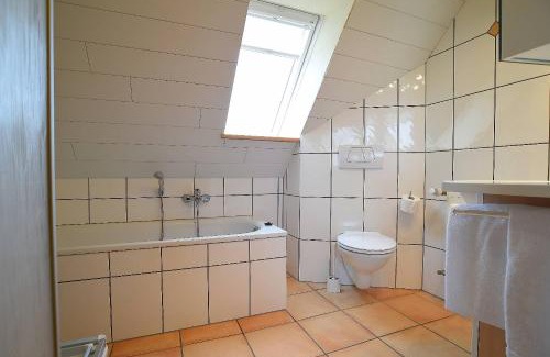 Niederberndorf Apartment | Hof Köhne - Haus am Spielplatz - Wohnung Taube
