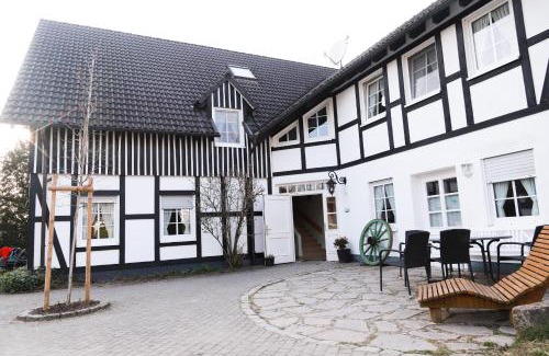 Niederberndorf Apartment | Hof Köhne - Haus am Spielplatz - Wohnung Kuh