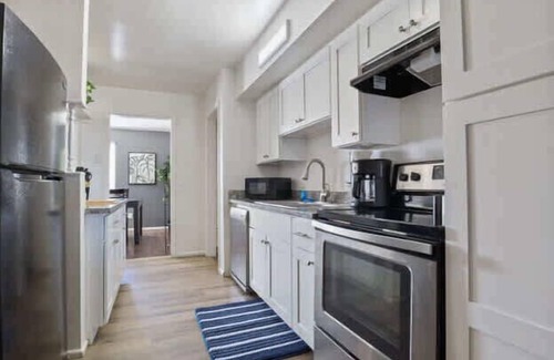 Lubbock Apartment | Hoff Gardens 39 - 2BR 2BA - Downtown Lubbock